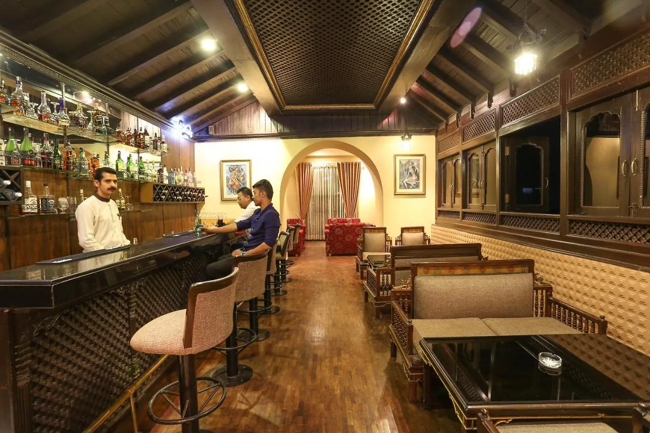 Grand Hotel Κατμαντού 4*,